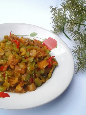 Langkah Mudah untuk Membikin Resep Tumis Pare Kikil Kecap yang Sempurna Anti Ribet, Lezat Sekali