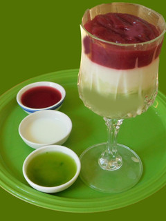 பேனா கோட்டா(panna cotta recipe in tamil) செய்முறை முக்கிய புகைப்படம்
