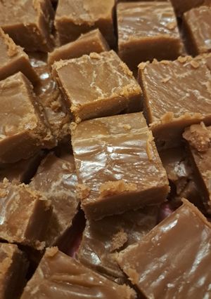 A picture of Maw Maws Peanut Butter Fudge.
