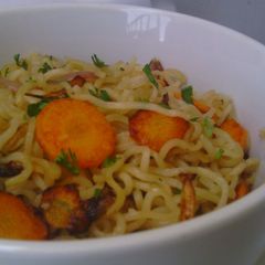 A picture of Onion Carrot Noodles Stir Fry.