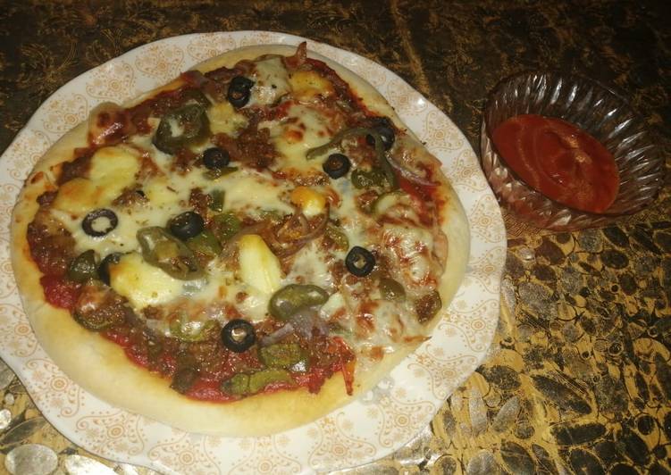 My Daughter love Mince Beef (Qeema) Pizza