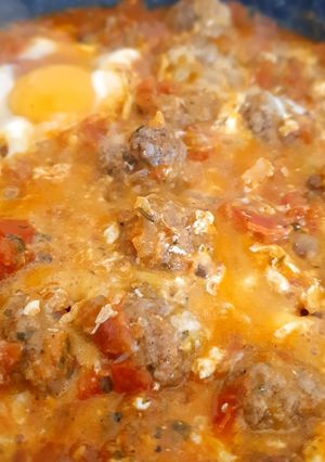 Une photo de Boulette de viande hachée a la tomate
