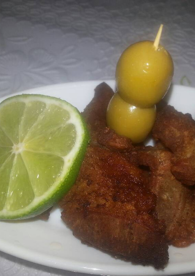 Una foto de Chicharrones de panceta de cerdo