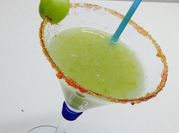 Una foto de postres con uvas