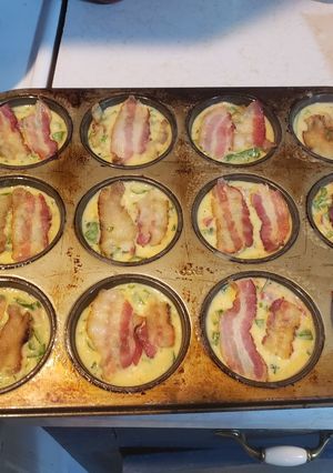 A picture of Bacon Spinich Quiche Suprise.