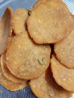 தட்டு வடை செய்முறை முக்கிய புகைப்படம்