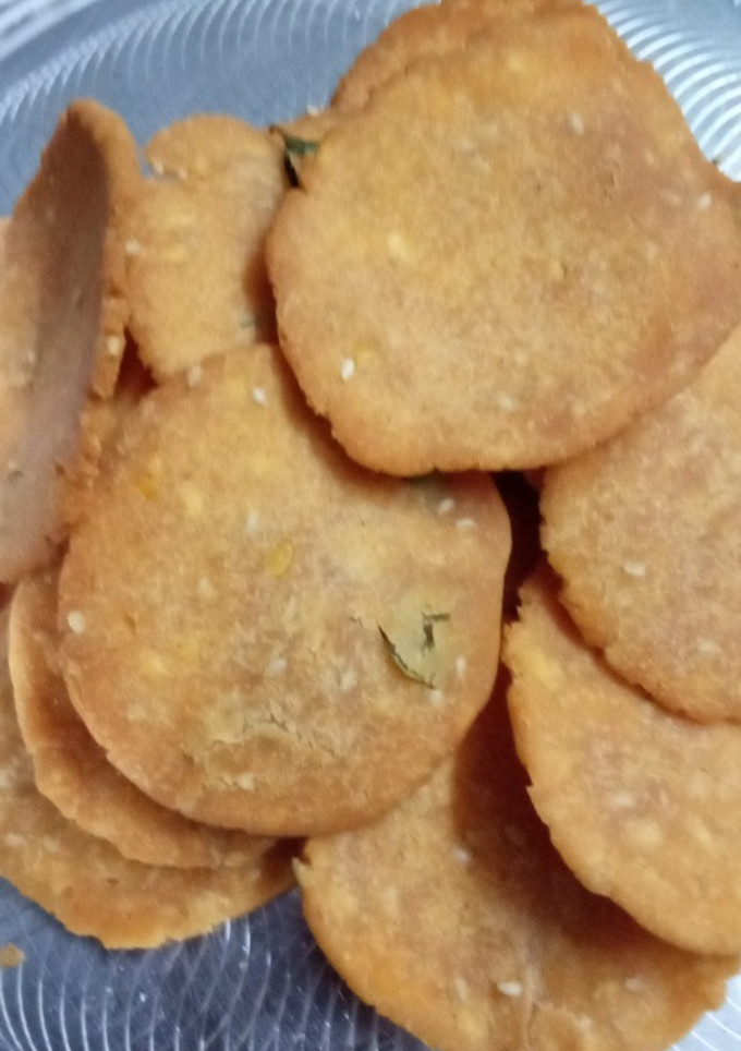 தட்டு வடை செய்முறை முக்கிய புகைப்படம்