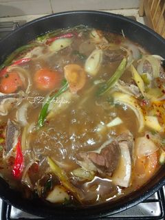 Gambar Tom Saap/ Sup Tulang Ala Siam