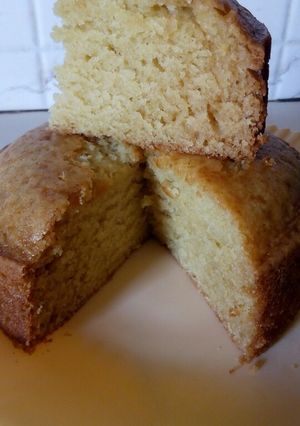 A picture of Eggless orange cake.