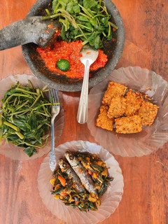 Foto resep Sambal mentah jeruk limau