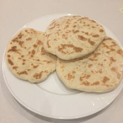 Naan bread A picture of Naan bread.