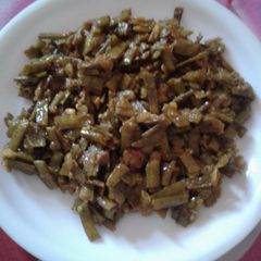 A picture of Gavarfali (cluster beans).