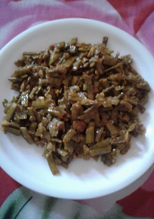 A picture of Gavarfali (cluster beans).