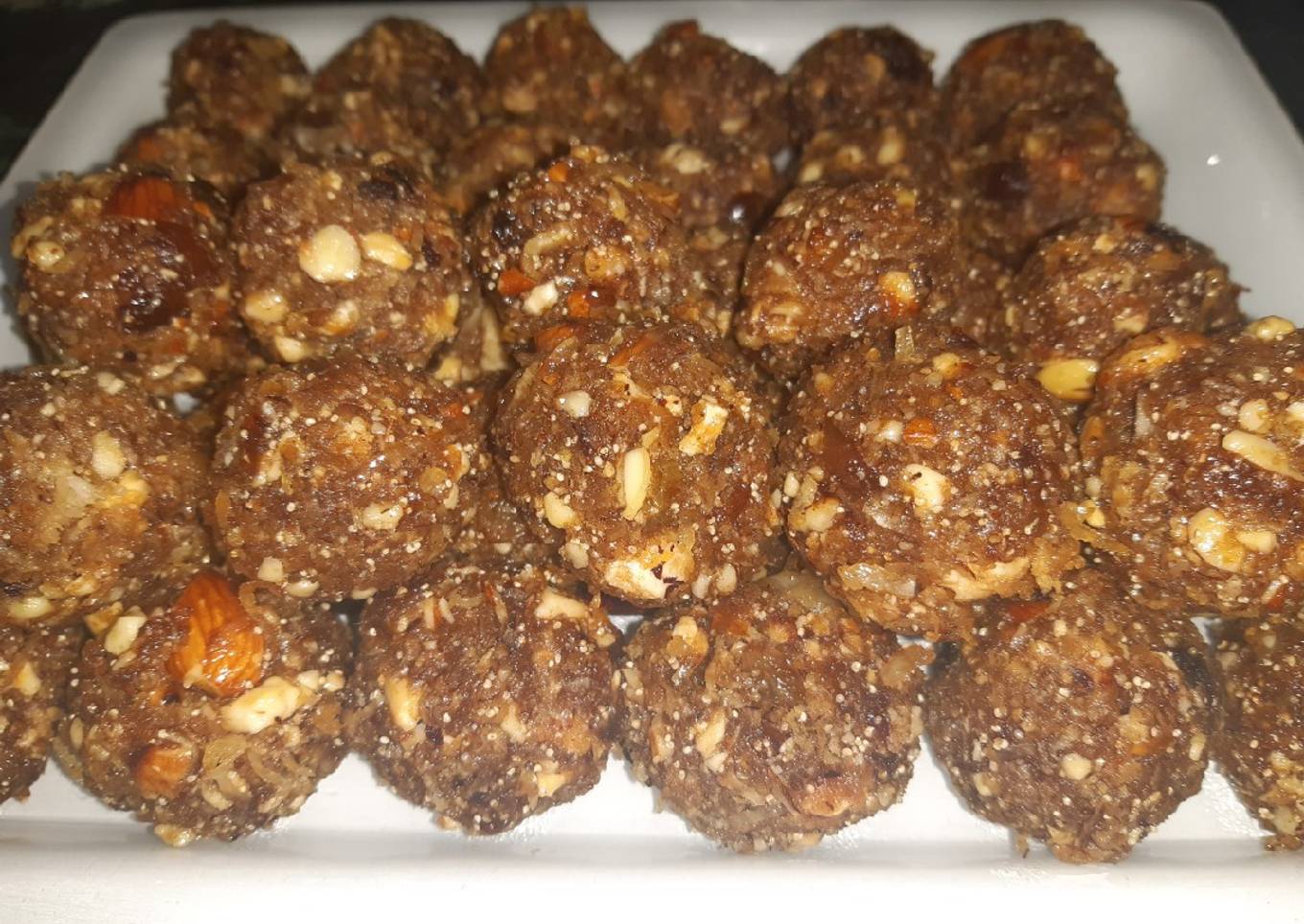 Coconut ladoo