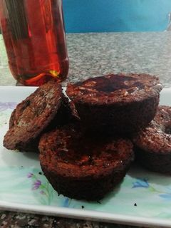 Una foto de Muffins saludables de banana, avena y coco 🥥 🍌