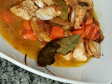 Pollo con champiñones y zanahoria