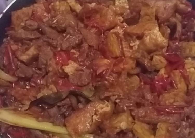 Tumis daging rica rica