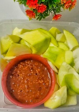 Foto resep Rujak Mangga bumbu kacang
