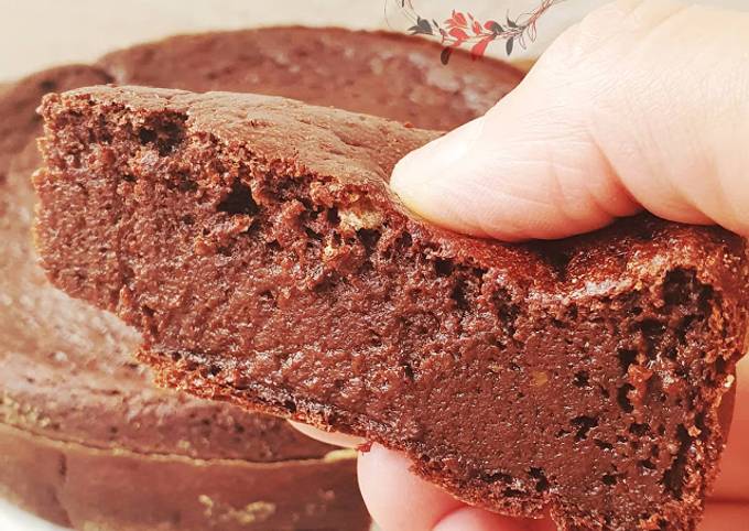 Gâteau mousseux au chocolat sans beurre