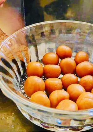 A picture of Healthy Dry Ginger 🫚 Jaggery Balls In 5minutes~No Sugar Ladoos🚫.