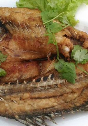 รูปของ ปลากระพงทอดราดน้ำปลาสุดอร่อย