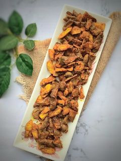 ক্রিস্পি ফ্রাইড পটেটো স্কিনস্(আলুর খোসা ভাজা) রেসিপির প্রধান ছবি