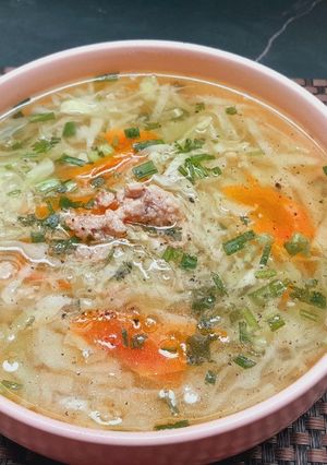 Hình của món Canh bắp cải cà chua thịt xay.