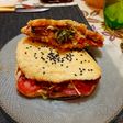 Sánguche de Pollo desmenuzado en su salsa con pan pita de papa!!
