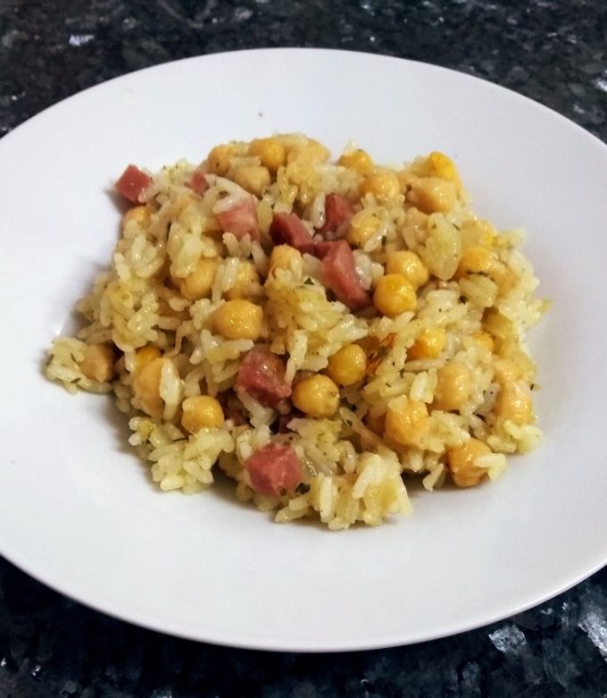 Foto principal de Salteado de arroz y garbanzos
