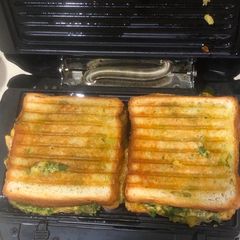 A picture of Potato sandwich.