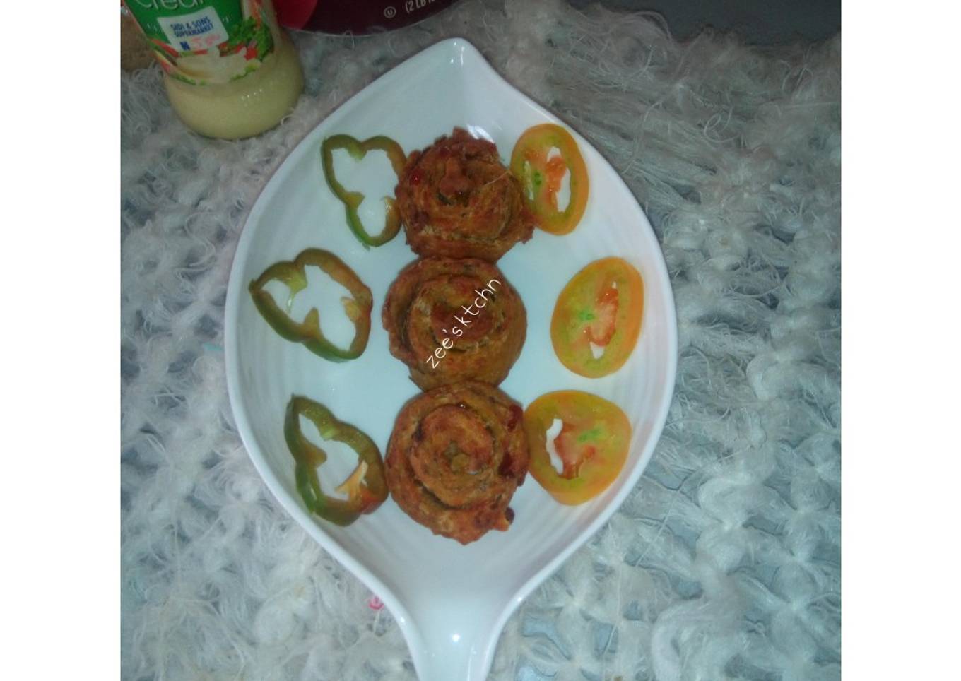 Mixed fish roll