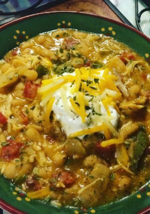 A picture of Crockpot Chicken Ranch Taco Chili.