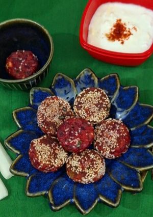 A picture of Paneer Beetroot Cutlet (Shallow Fry High Protein Tikki).