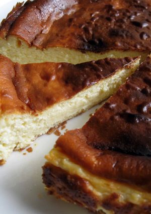 A picture of Basque Cheesecake ‘Tarta De Queso’.