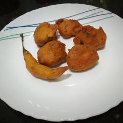 A picture of Sponge Gourd Pakoda.