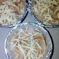 รูปของ Srikaya roti yummyy.. 🍲🍞