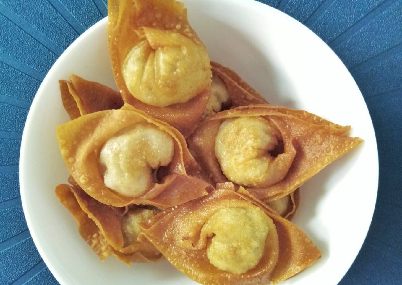 Pangsit goreng/kuah