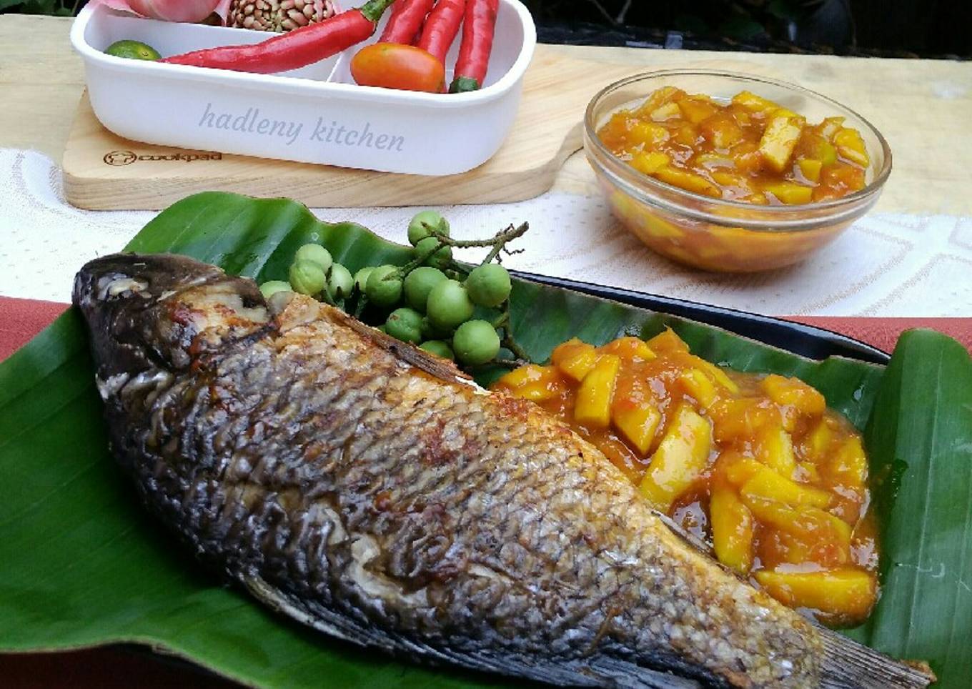 Ikan Bakar Bunga Kecombrang