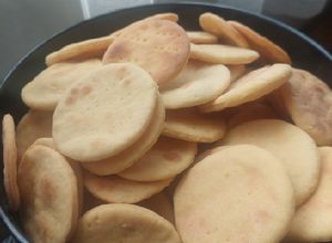 Una foto de Masa hojarascas (alfajores)