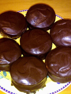 Una foto de Alfajores de chocolate