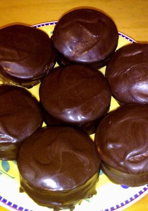 Una foto de Alfajores de chocolate
