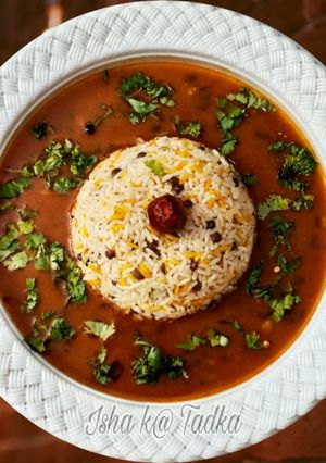 મસૂર દાળ પુલાવ(masoor dal pulav recipe in Gujarati) રેસીપી મુખ્ય ફોટો