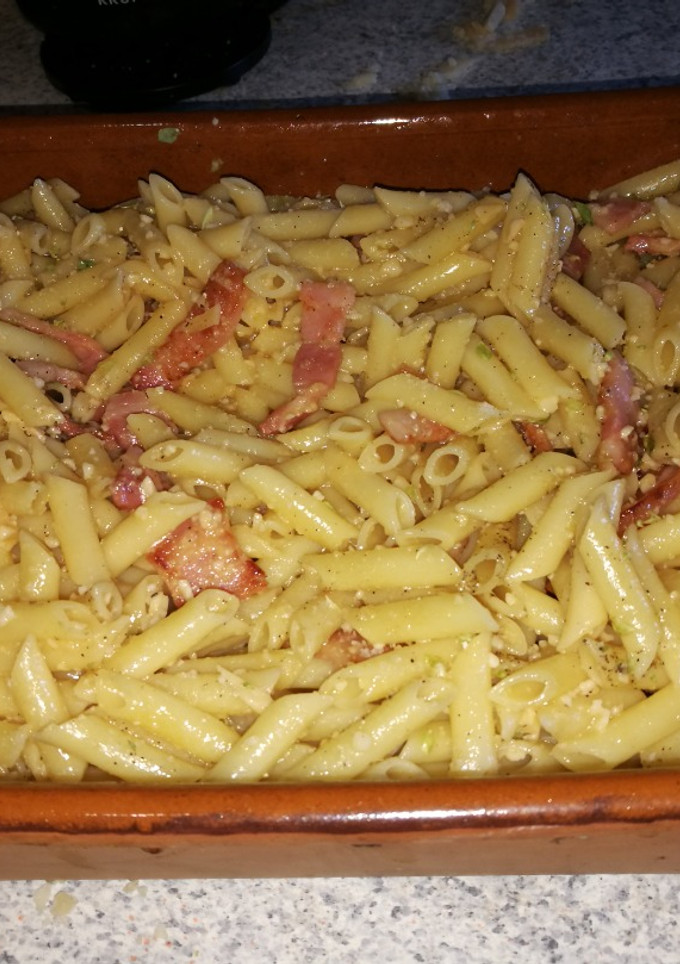 Una foto de Espaguetis a la carbonara