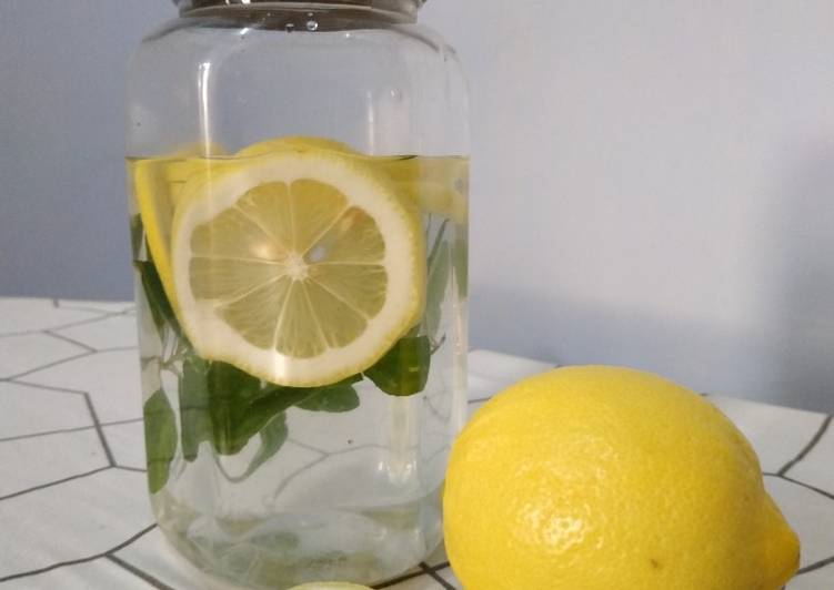 Cara termudah untuk Tips EnakLemon Mint Infuse Water