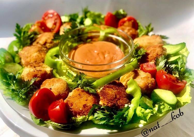 Фалафель из нута с соусом и овощами❤️