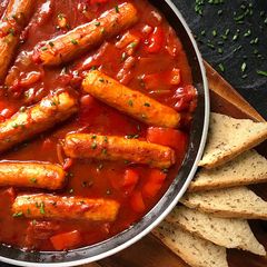 A picture of Sausage & Red Pepper Stove Top Casserole (plant based switch up options) 🥘🌱.