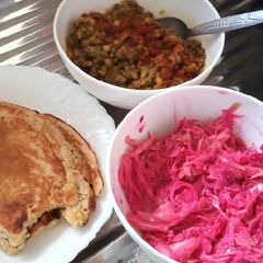 A picture of Leftover lunch.