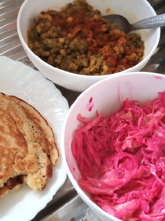 A picture of Leftover lunch.