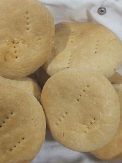 Una foto de Pan Amasado de Mantequilla 💫 (con polvos de hornear)