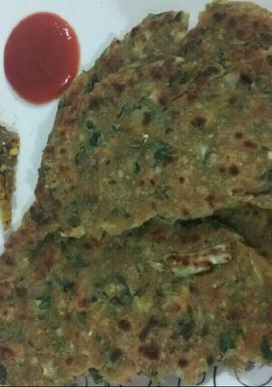 A picture of Vegtable mix besan paratha.